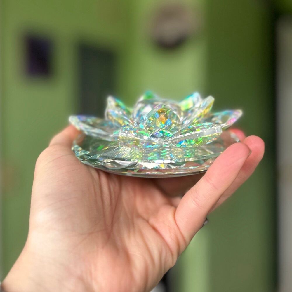 VTG Lotus Glass Bright Shiny Floral Charming Dainty Set of 2 Accent - Picture 8 of 12